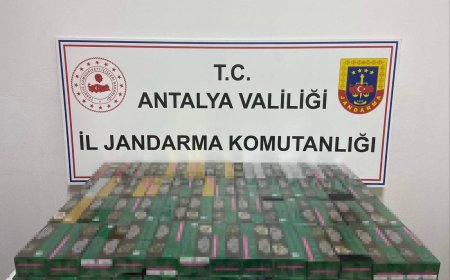 Gazipaşa'da Şok Baskın: Otomobilden 2 Bin Paket Kaçak Sigara Çıktı