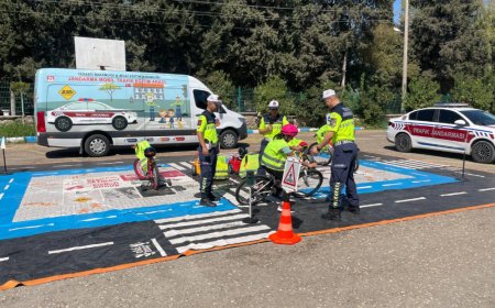 Antalya Jandarması, Öğrencilere Uygulamalı Trafik Eğitimi Verdi
