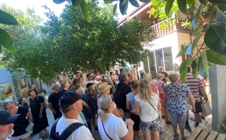 KEMER Belediyesi Kültür Evi, açıldığı günden bu yana ziyaretçi akınına uğruyor.