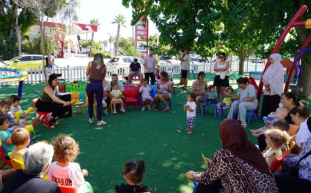 Konyaaltı Bebek Parkı'nda Müzik Şöleni: "Çal Söyle" Etkinliği Coşkuya Dönüştü