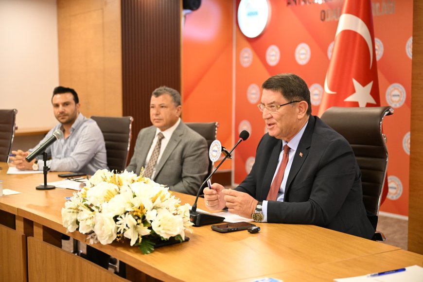 Antalya Esnafı Sosyal Güvenlik Sorunlarını Masaya Yatırdı