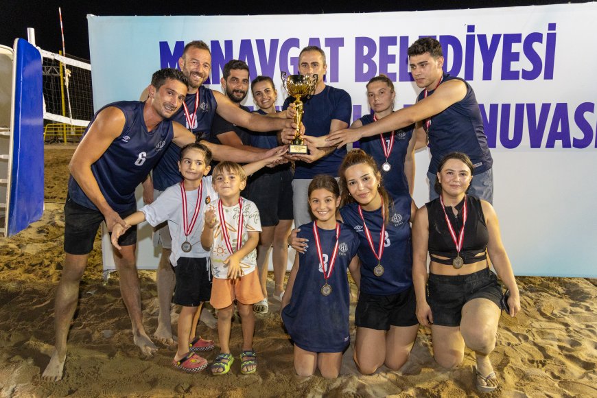 Manavgat'ta Voleybol Heyecanı Sona Erdı: Kumsalda Şampiyonlar Belli Oldu