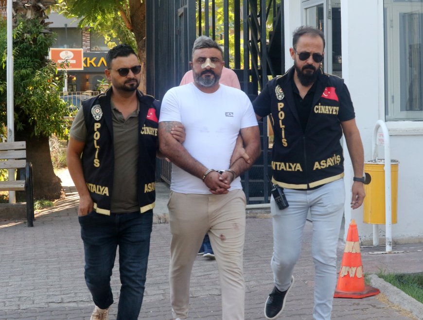 Antalya'da Kan Donduran Cinayet: Restoran İşletmecisi Öldürüldü, Katil Tutuklandı