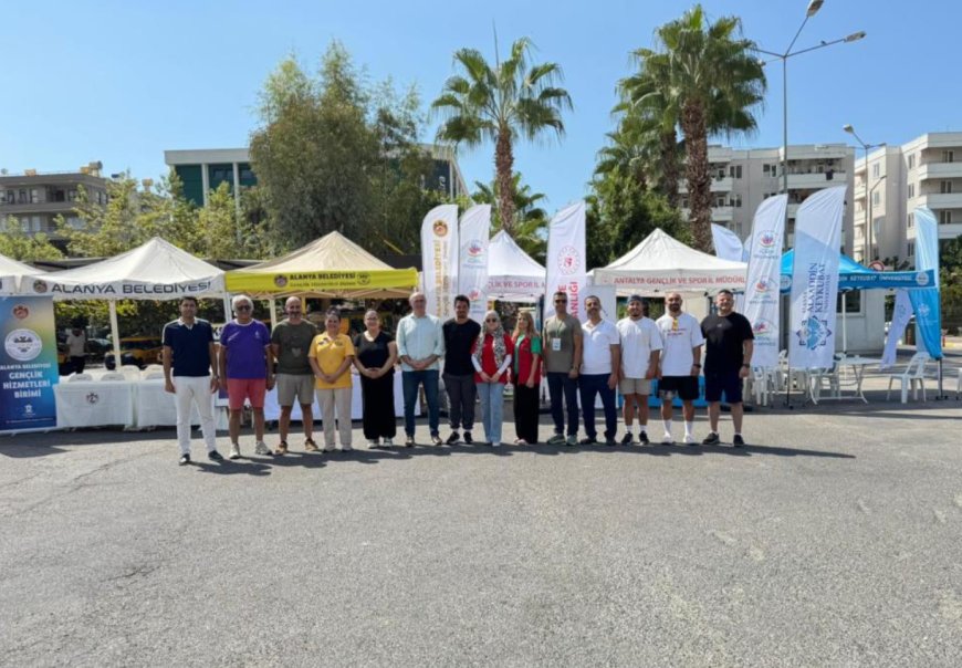 Üniversiteli Gençler İçin Anlamlı Organizasyon: Ücretsiz Servis ve İkramlar