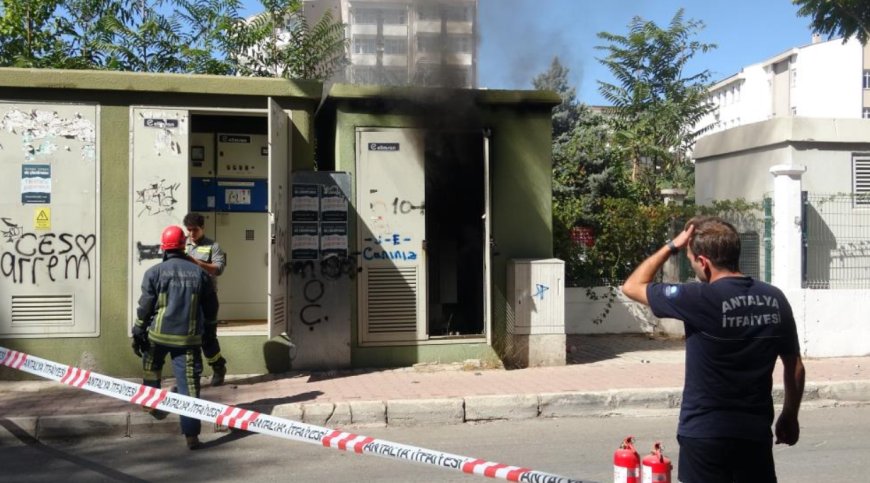 İtfaiye Hızla Müdahale Etti: Varlık Mahallesi'nde Trafo Yangını Söndürüldü
