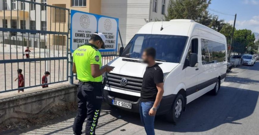 Gazipaşa'da jandarma ve polisten servislere sıkı denetim