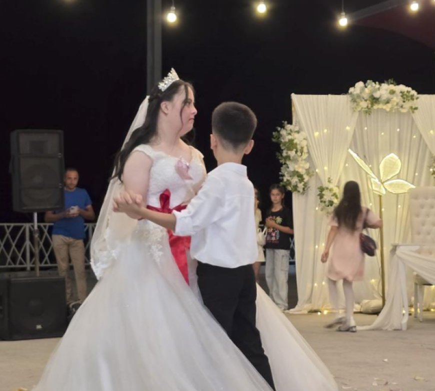Down Sendromlu Gülsüm'ün Gelinlik Hayali Gerçekleşti.