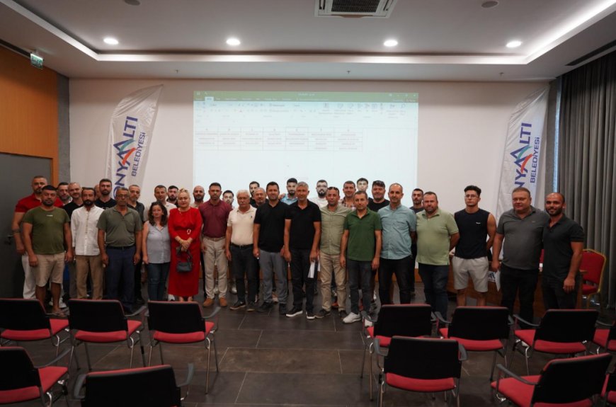 Konyaaltı'nda 23 Takım Kura Çekti: Cumhuriyet Bayramı Futbol Turnuvası'nda Heyecan Dorukta.