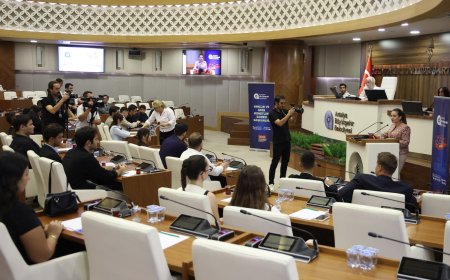 Antalya'nın Geleceği Gençlerin Elinde: Büyükşehir Gençlik Meclisi Dönemi Kapattı, Yeni Vizyon Masaya Yatırıldı!