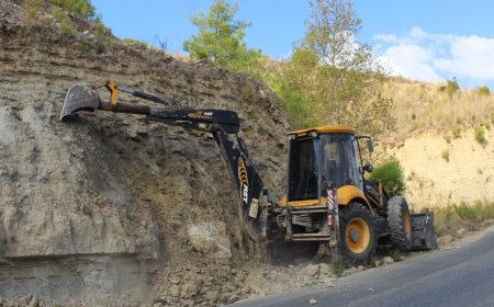 Antalya Büyükşehir Kış Mesaisinde: Kırsal Yollar Güvenli Hale Getiriliyor!