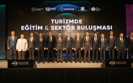 Turizmin Geleceği Antalya’da Konuşuldu: Eğitim ve Sektör Temsilcileri Nitelikli İstihdam İçin Bir Araya Geldi!