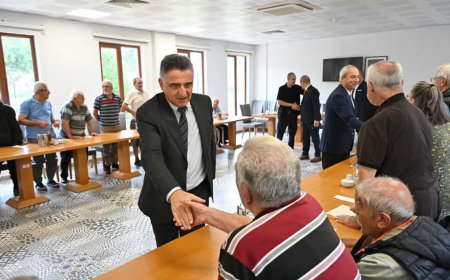 Kepez'de 'Yaşlı Dostu İlçe' Vizyonu Güçleniyor: Alzheimer Merkezi Müjdesi Geldi.