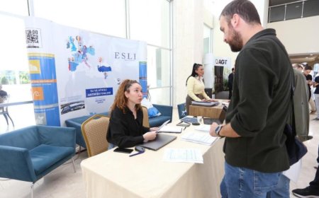 Kepez'de Kariyer ve İstihdam Gününe Yoğun İlgi.