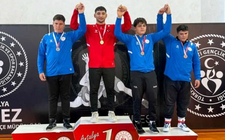 Amatör Spor Haftası'nda Manavgat Gururu: Güreşçilerimiz Antalya'dan İki Altın Madalya ile Döndü.