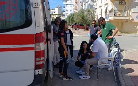 Manavgat'ta Devrilen Motosikletin Sürücüsü Yaralandı.