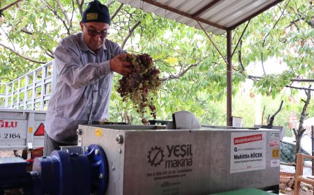 Antalya Büyükşehir'den Elmalı'da Pekmez Üretimine Teknolojik Destek