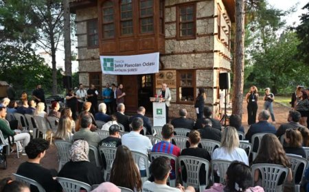 Kepez Belediyesi'nden Gelecek Nesillere Miras: Şehir Plancıları Odası ile Anlamlı İş Birliği.