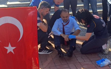 Manavgat'ta Muhtarlar Gününde Tansiyon Şoku: Konuşma Yapan Muhtar Hastanelik Oldu.