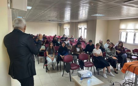 KYK VE SAĞLIK İŞ BİRLİĞİ: Manavgat Devlet Hastanesi Başhekimi, Kız Öğrencilerle Buluştu.
