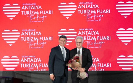 Devlet Tiyatroları ATF25’te!.. Tiyatronun Gücü, Turizmi Dönüştürüyor: Karadağlı’dan Stratejik Vizyon!..