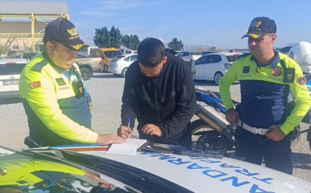 Manavgat'ta Jandarma Denetiminde Yakalanan Motosiklet Sürücüsü: "Yine Kullanacağım, Pişman Değilim"