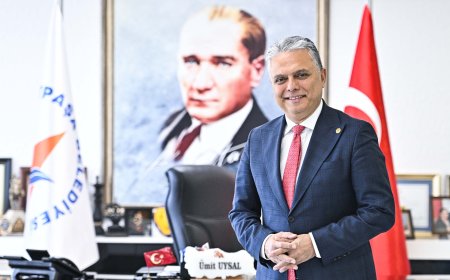 Muratpaşa Belediye Başkanı Uysal: "Cumhuriyet Gelecek Kuşaklarımızın Yolunu Aydınlatacak"