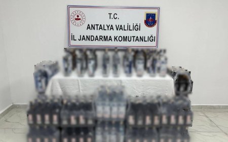Manavgat'ta Kaçak Alkol Operasyonu: 400 Litre Sahte İçki Ele Geçirildi