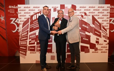 ANSİAD Toplantısında Emekli Tümgeneral Ahmet Yavuz'dan Cumhuriyet Dersi