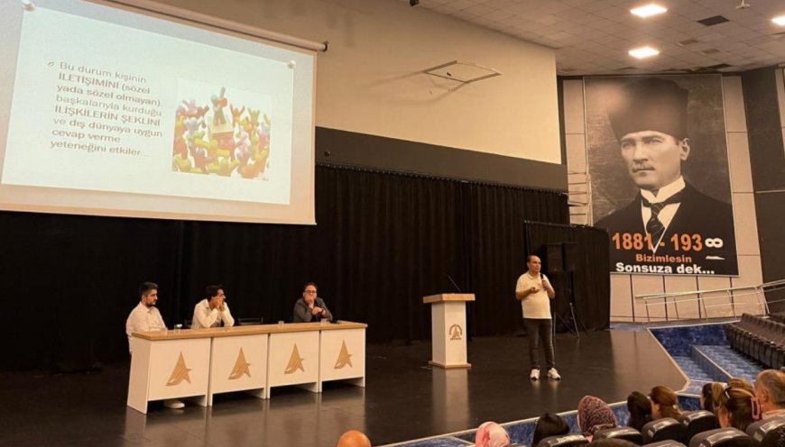 Muratpaşa Belediyesi'nden Otizm Farkındalığı Seminerİ
