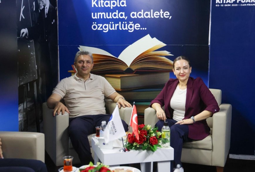 Antalya Kitap Fuarı'nda Yoğun İlgi: Vali Şahin Fuarı Gezdi, İlyas Salman ve Saygı Öztürk İmza Kuyrukları Oluşturdu.