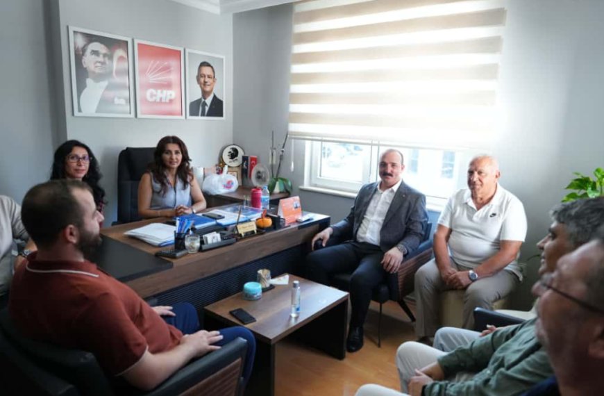 Konyaaltı Belediye Başkanı Kotan, Güven Tazeleyen CHP İlçe Örgütünü Ziyaret Etti.