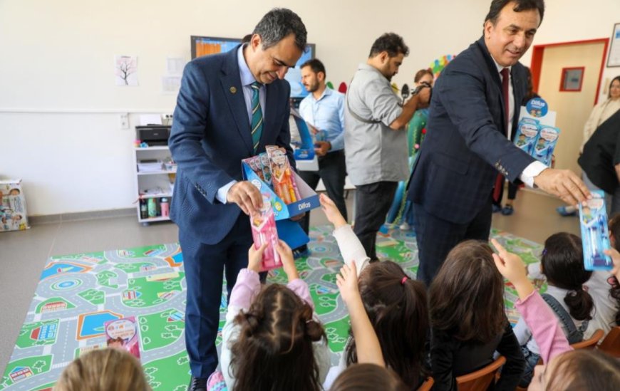 Alanya Belediyesi'nden Geleceğe Temiz Nesil: Miniklere Diş Fırçalama ve Hijyen Eğitimi.