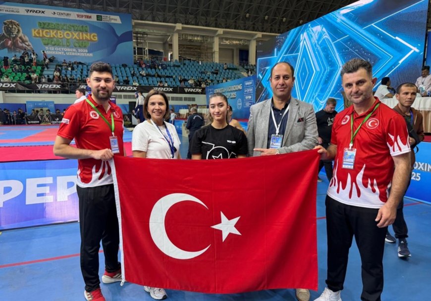 Korkuteli'nden Dünya Zirvesine: Rabia Özgen Kick Boks Dünya Kupası'nda Şampiyon Oldu!