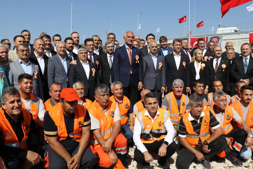 Antalya Nefes Aldı! Kepezüstü ve Sanayi Kavşakları Açıldı: Bekleme Süreleri Sıfırlandı.
