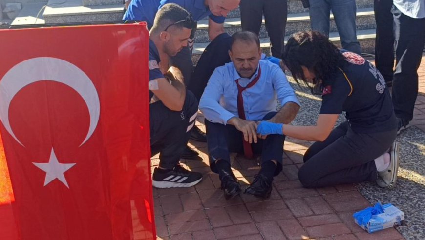 Manavgat'ta Muhtarlar Gününde Tansiyon Şoku: Konuşma Yapan Muhtar Hastanelik Oldu.