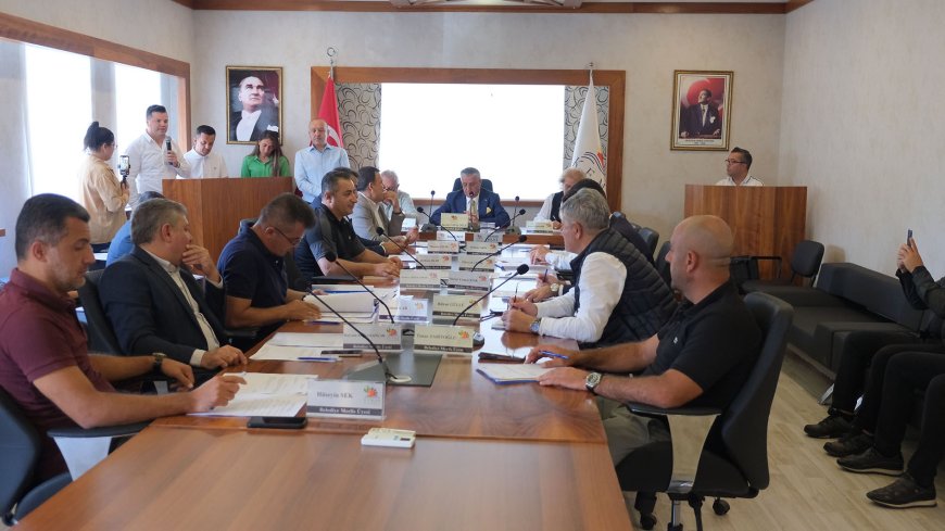 Kemer Meclisi'nden 2026 Mali Planlarına Oy Birliği Onayı.