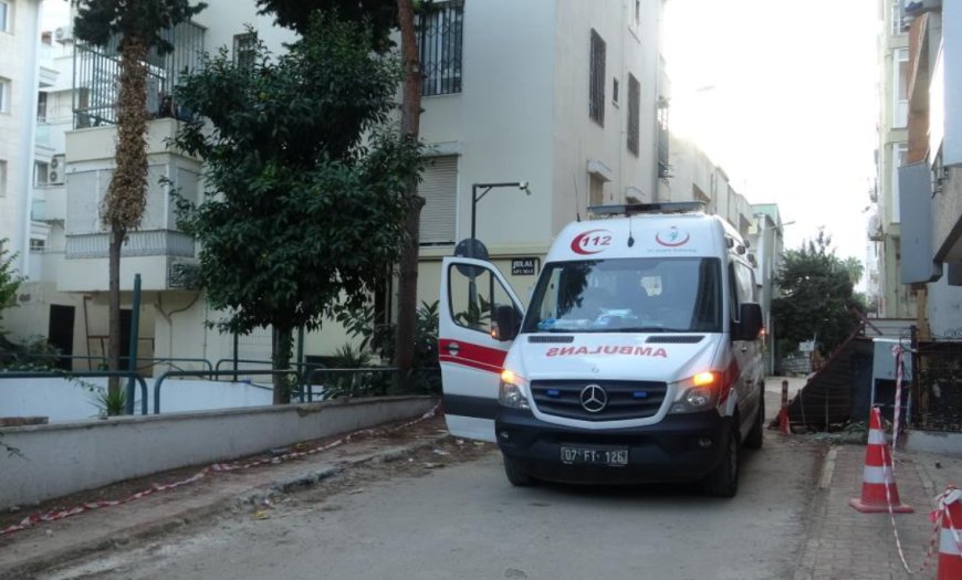 Antalya Muratpaşa'da Kalp ve Şeker Hastası Avukat Enver Kaynak Evinde Ölü Bulundu