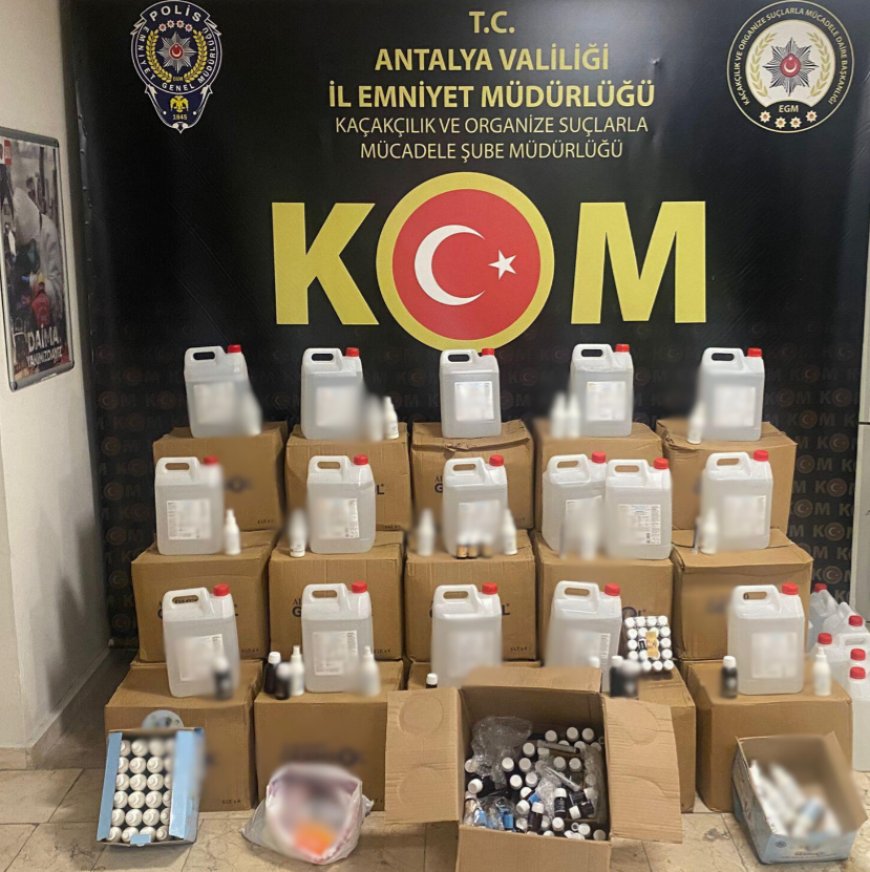 Antalya KOM Ekipleri Zehir ve Yolsuzluk Şebekelerine Büyük Darbe Vurdu: 10 Kişi Tutuklandı