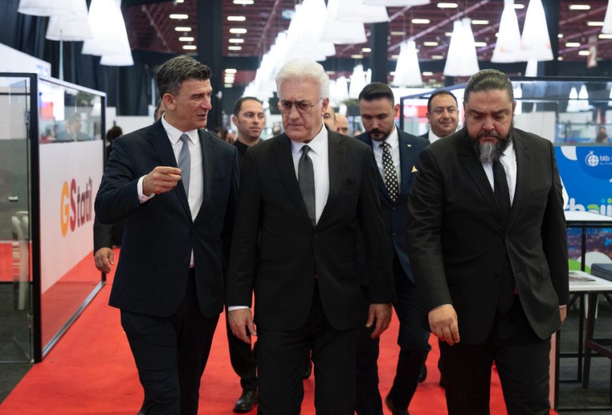 Antalya Devlet Tiyatrosu, Turizmin Kalbinde Sanatla Bir İlke İmza Attı!