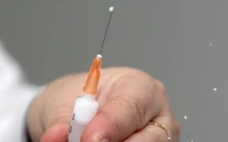 Menenjit Hastalığına Karşı En Güçlü Silah: Uzmanlar Aşılamanın Kritik Rolünü Vurguluyor.