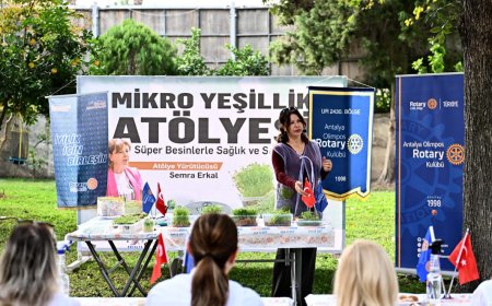 Muratpaşa'da Ekolojik Bilinç Atölyesi: Mikro Yeşilliklerle İlaçsız Beslenme Eğitimi.