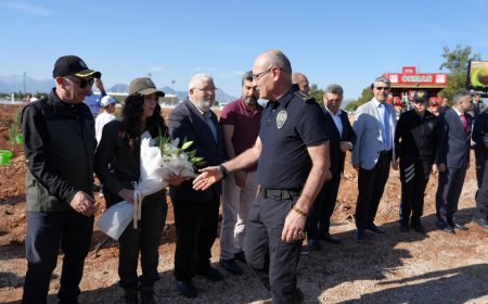 Antalya’da “Yeşil Vatan Seferberliği”: Bir Günde 174 Bin Fidan Toprakla Buluştu!