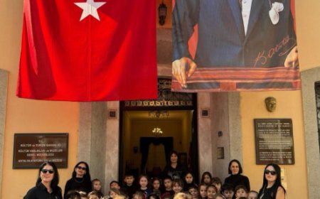 Konyaaltı'nın Minikleri Ata'sının Evini Ziyaret Etti