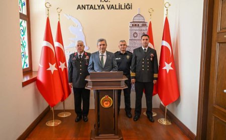 Kepez Belediyesi'nden Aziz Şehitlere Saygı Duruşu: Drag Şampiyonası İleri Bir Tarihe Ertelendi