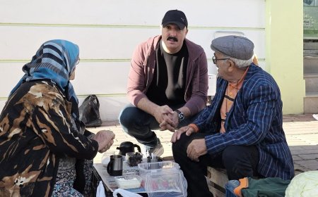 Konyaaltı'nda Yönetim Anlayışı: Başkan Kotan Masadan Kalktı, Esnafın Yanında Yer Aldı.