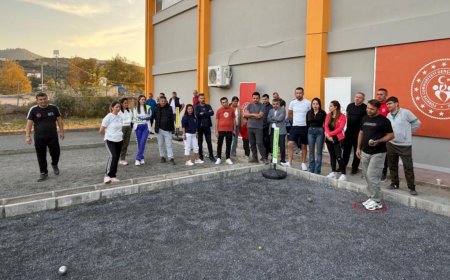 Gazipaşa'da 24 Kasım Coşkusu: Öğretmenler Günü'ne Özel Geleneksel Bocce Turnuvası Birlik ve Beraberliği Güçlendirdi!