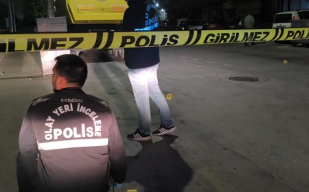 Antalya'da Dehşet: Türk Asıllı Alman Vatandaş Restoran Önünde Silahlı Saldırıya Uğradı