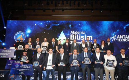 Anadolu'nun En Büyük Bilişim Etkinliği: 9. Akdeniz Bilişim Zirvesi 5 Aralık'ta Antalya'da Düzenleniyor