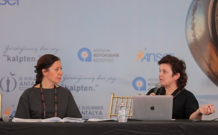 62. Altın Portakal Panelleri: Şerif Gören'in Toplumsal Gerçekçi Sineması Anıldı, Sektör Sorunları Masaya Yatırıldı