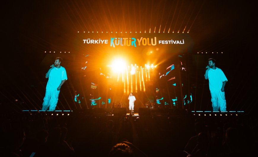 Antalya Kültür Yolu Festivali'nde Murat Dalkılıç Rüzgarı!